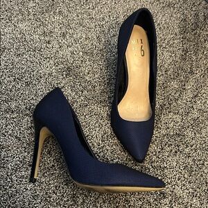 Mix No. 6 Navy Pointed-Toe High Heel Pumps